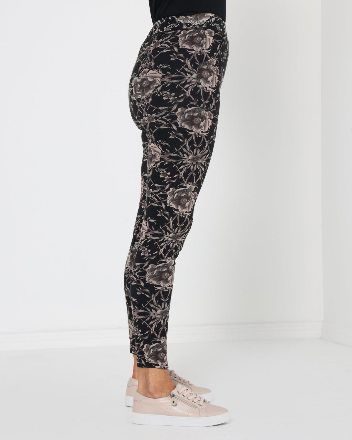 Faraday Fur Lined Leggings - Black Floral