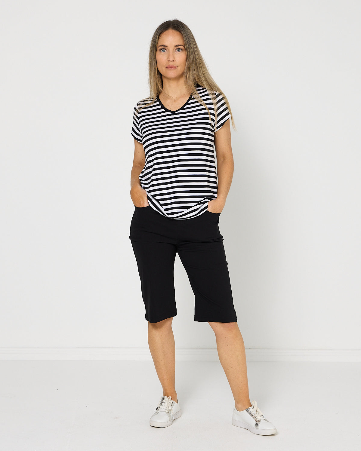Travel Ease Shorts - Black