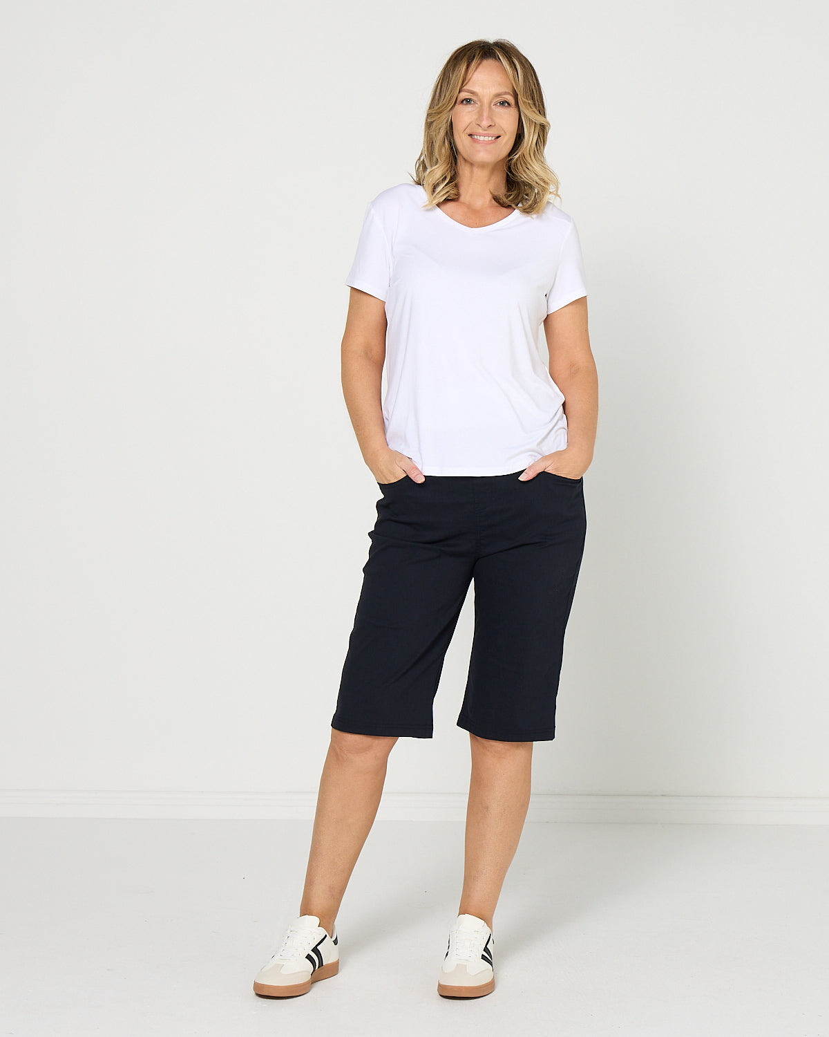 Travel Ease Shorts - Navy