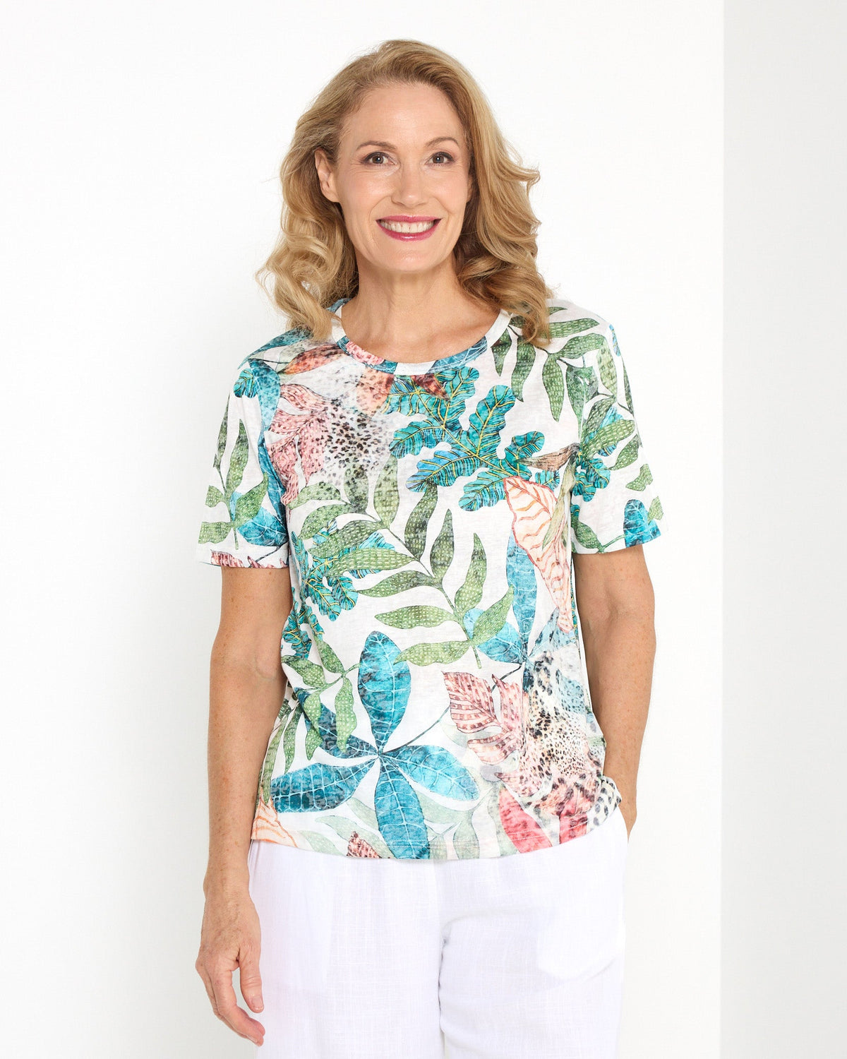 Callie Burnout Tee - Savannah Leaf