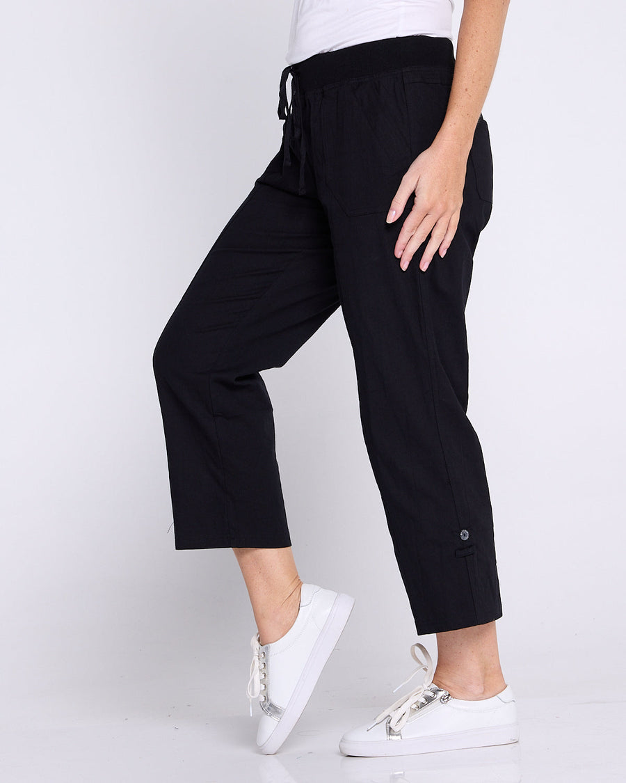 Sammy Roll Cuff Capri - Black