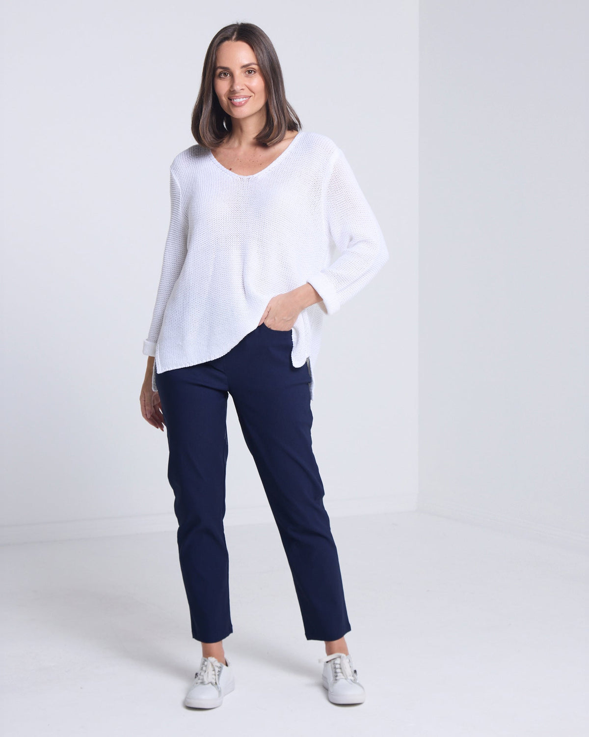 Dana Bengaline Capri Pants - Navy