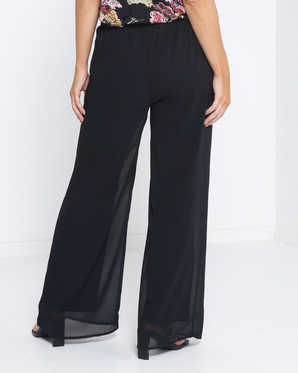 Chateau Plain Chiffon Pant - Black