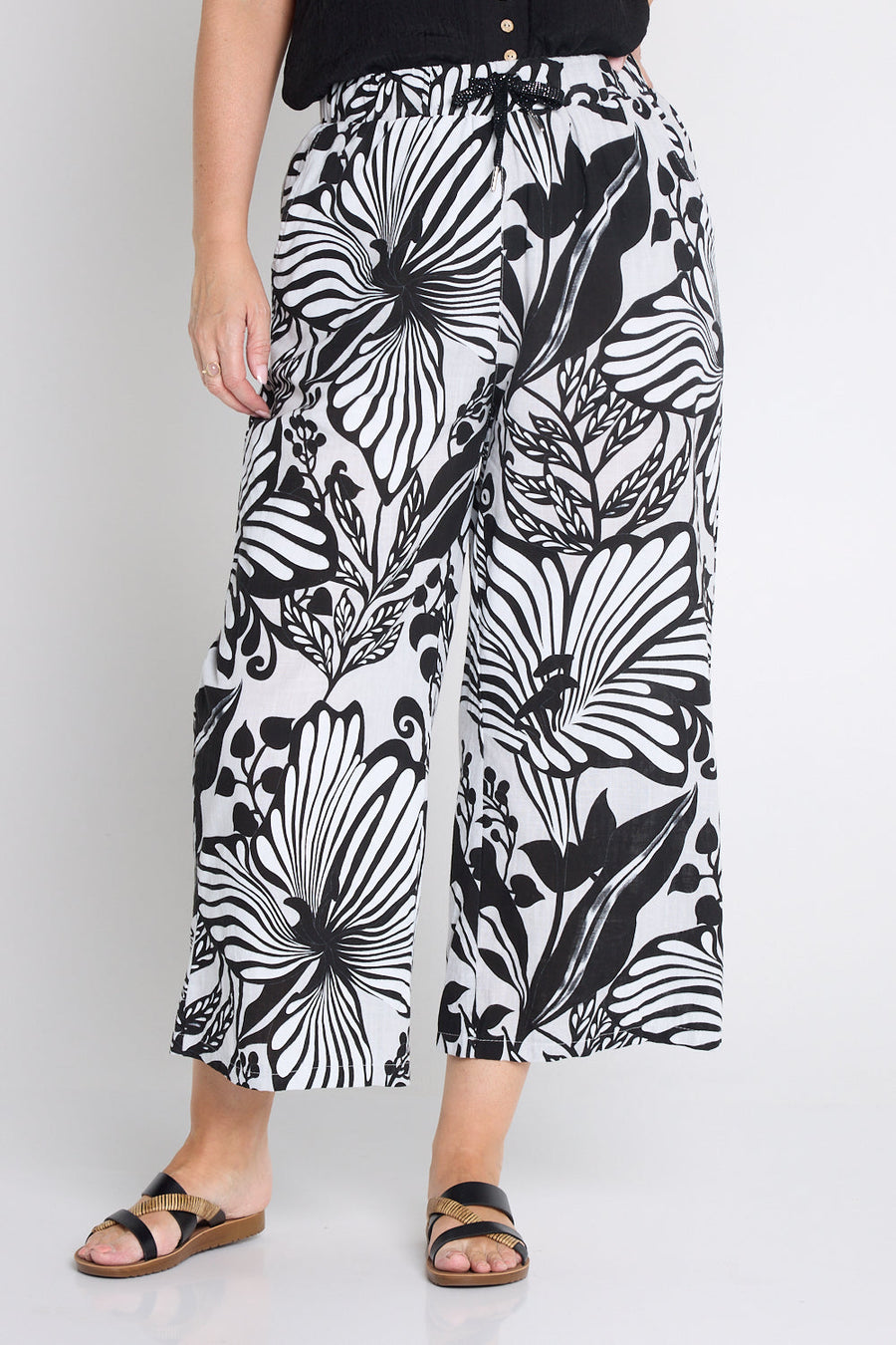 Lori Pants - Monochrome Botanica