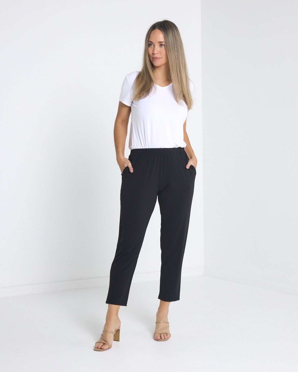 Gianna Petite Pocket Pants - Black