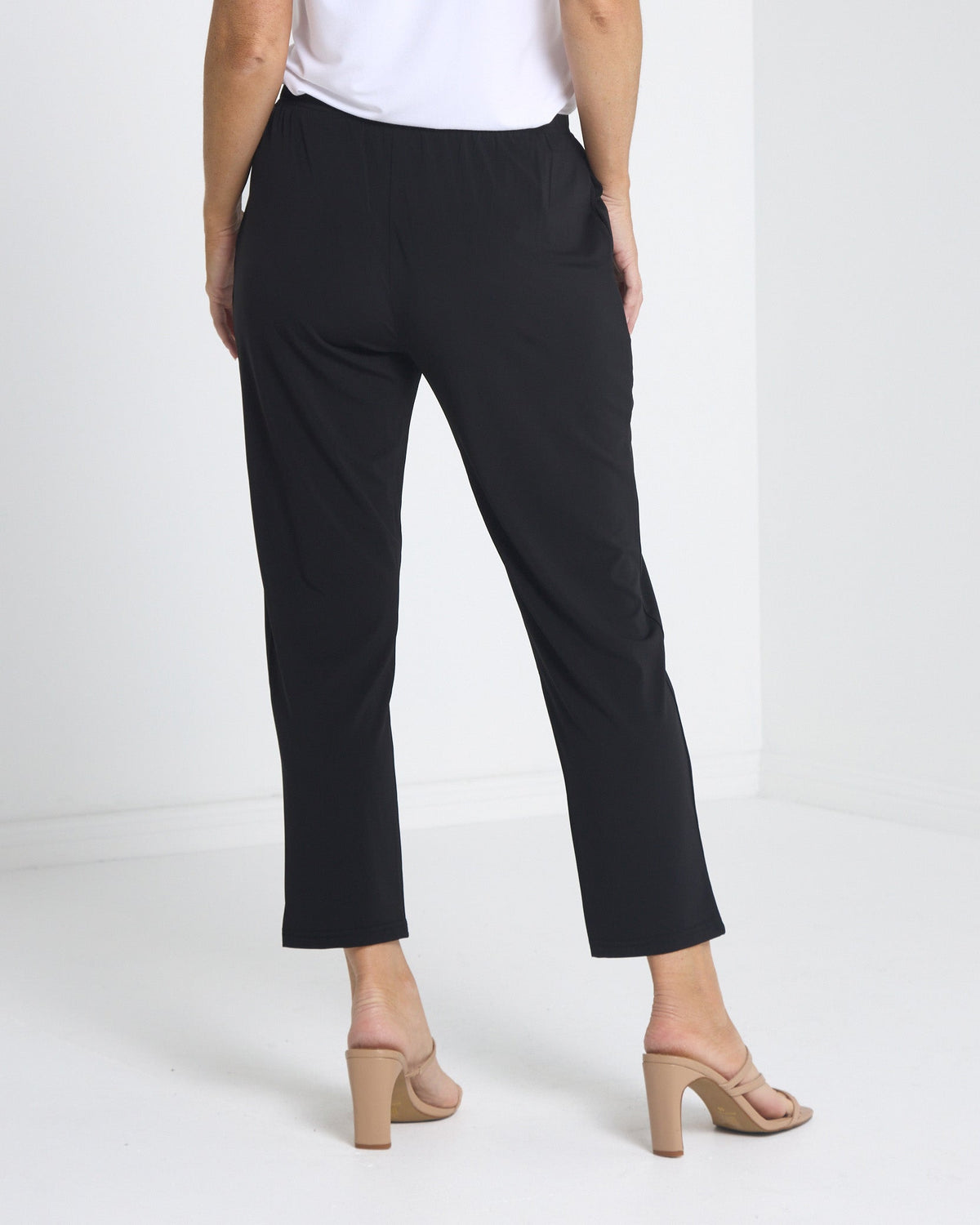 Gianna Petite Pocket Pants - Black