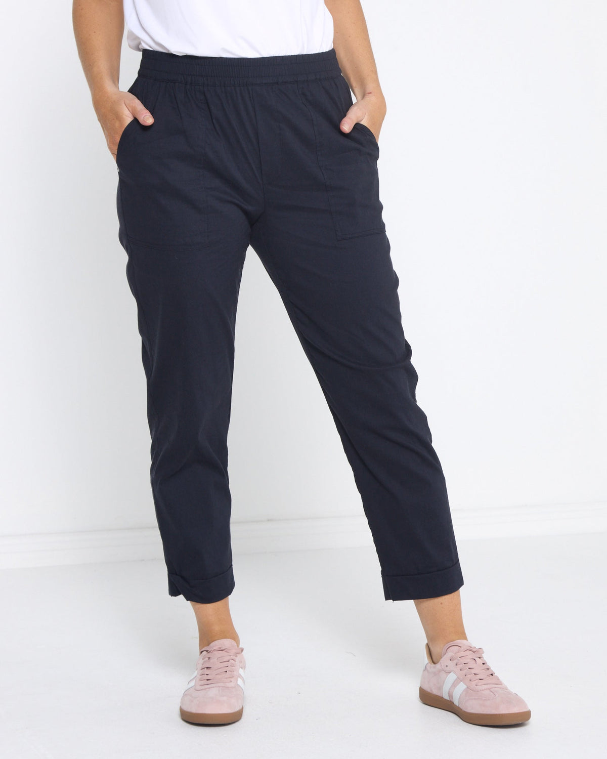 Travel Ease Cuffed Capri Pants - Navy