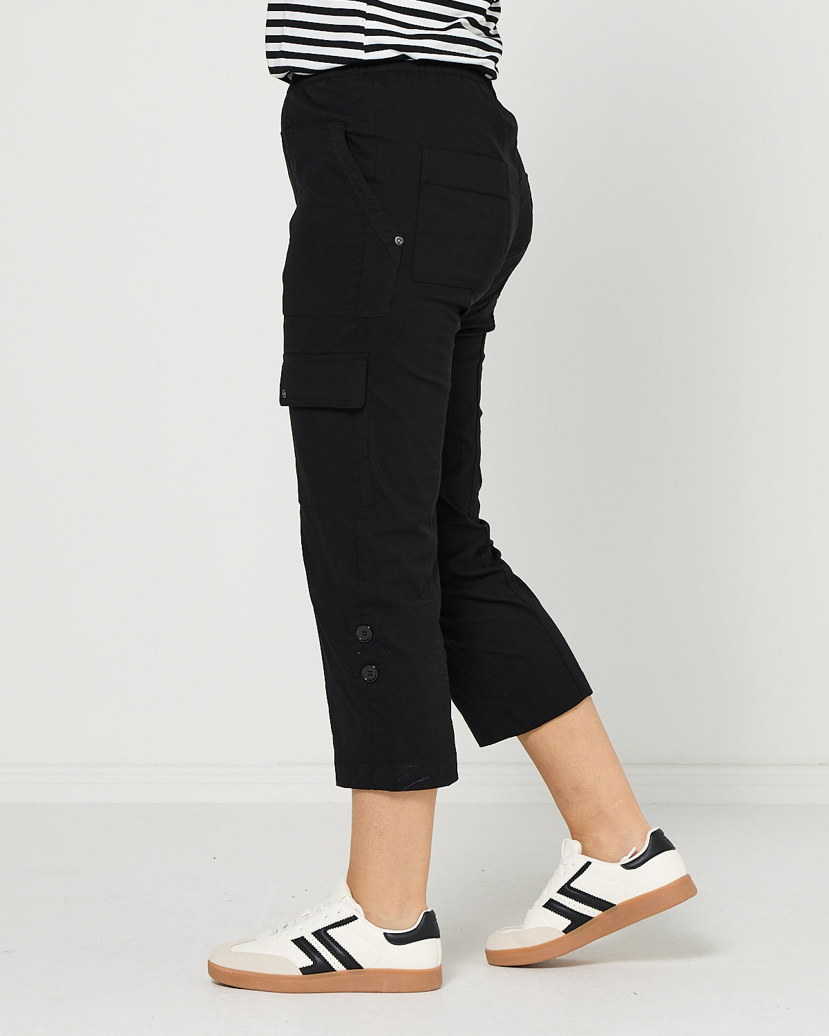 Travel Ease Cargo Pants - Black