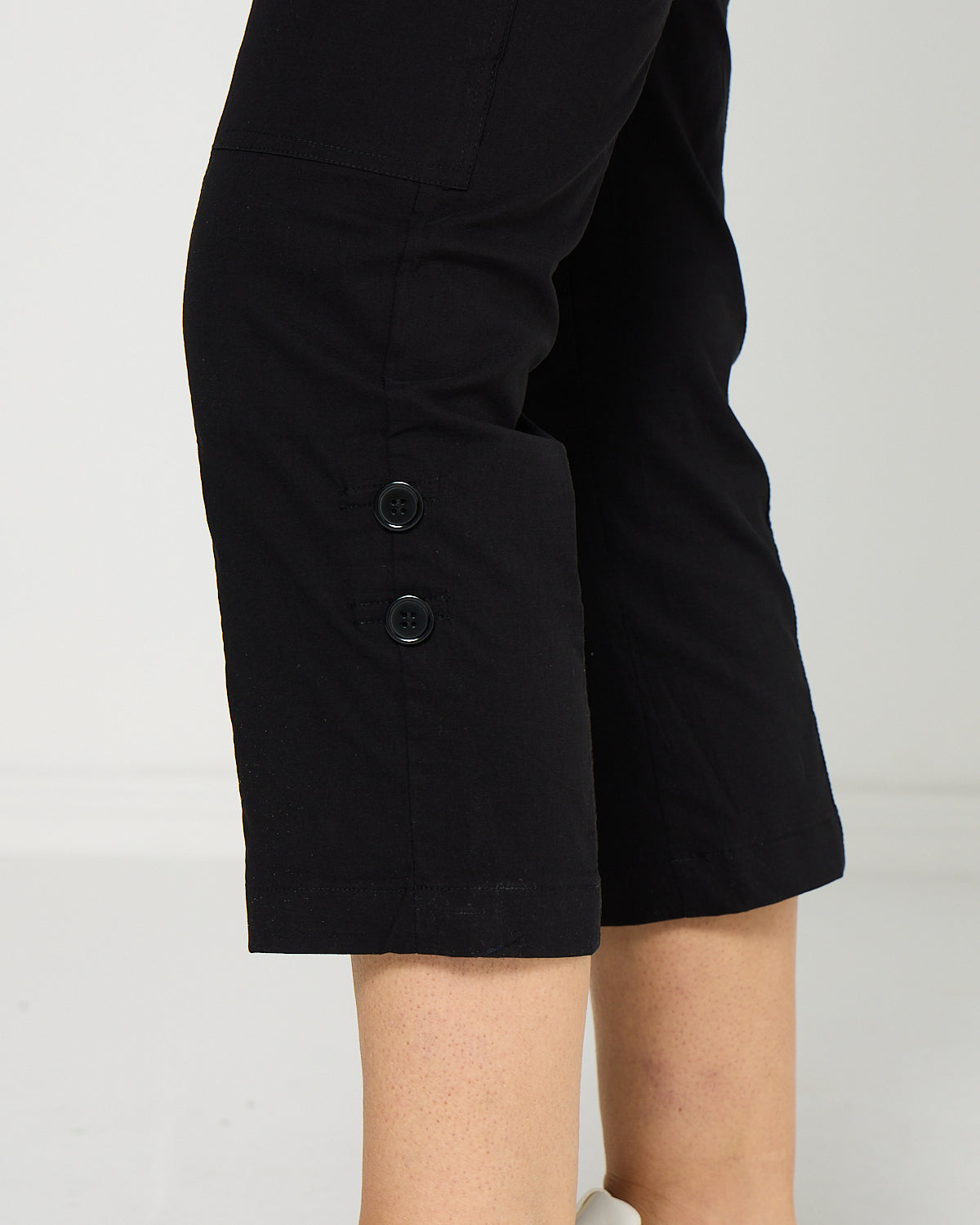 Travel Ease Cargo Pants - Black