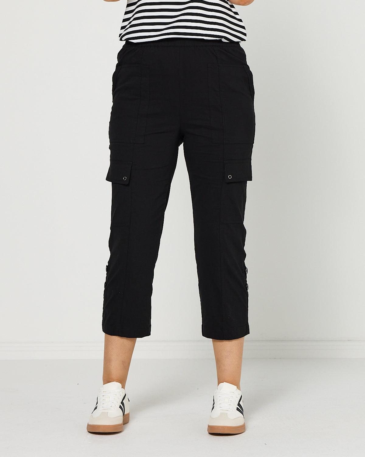 Travel Ease Cargo Pants - Black