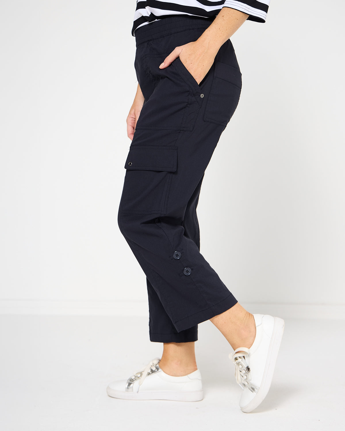 Travel Ease Cargo Pants - Navy