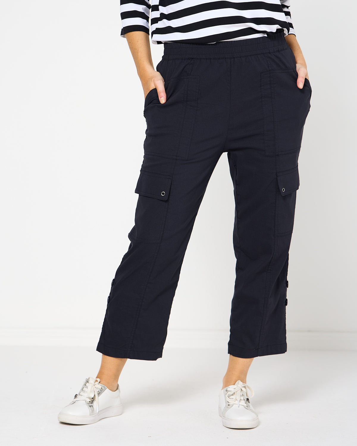 Travel Ease Cargo Pants - Navy
