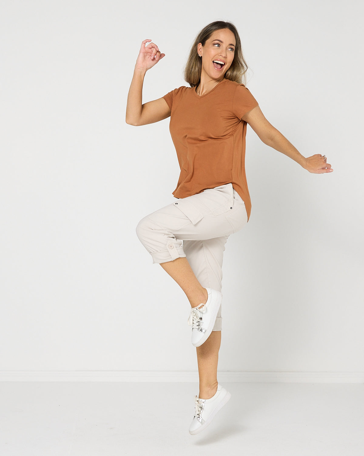 Travel Ease Cargo Pants - Stone