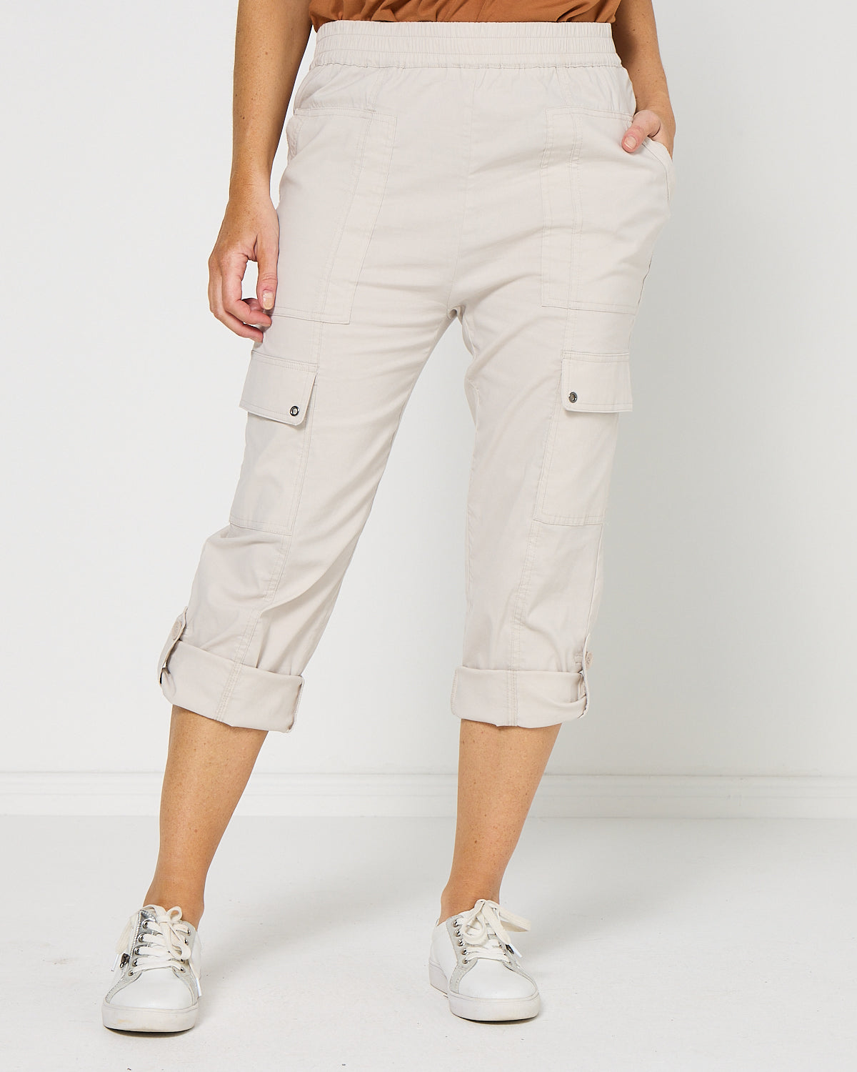 Travel Ease Cargo Pants - Stone