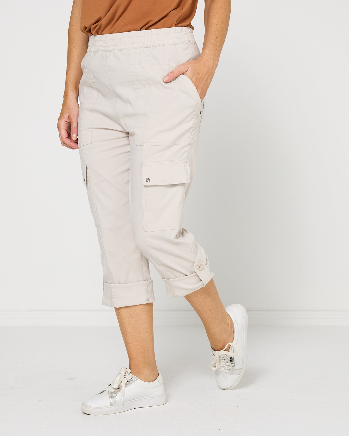 Travel Ease Cargo Pants - Stone