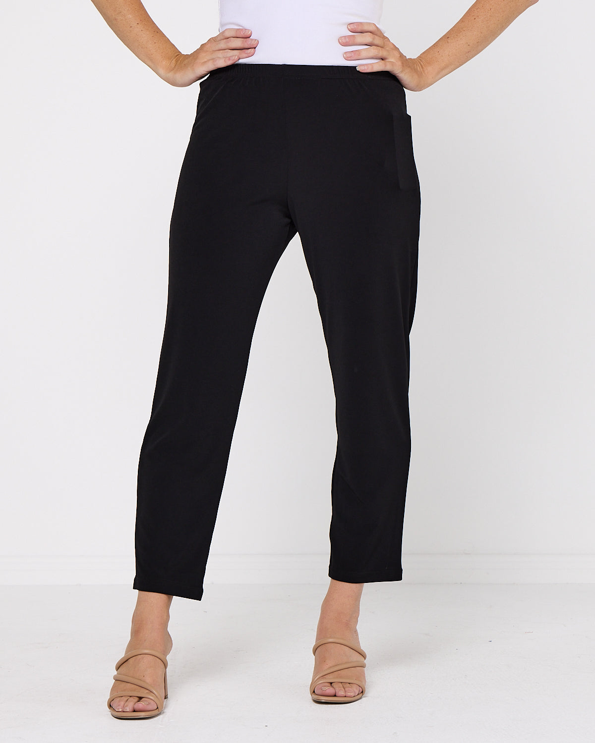 The Signature Petite Pants - Black