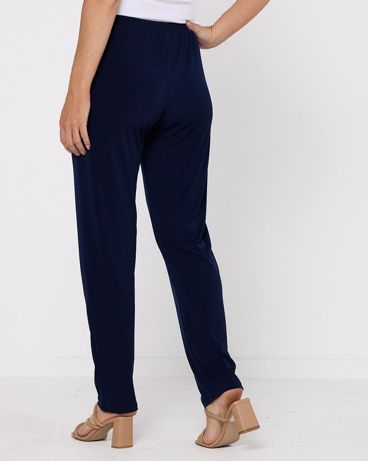 The Signature Pants - Navy