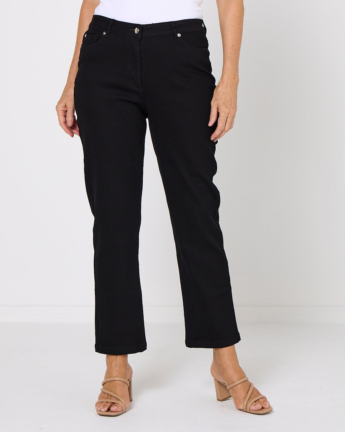 Classic Straight Leg Jeans - Black