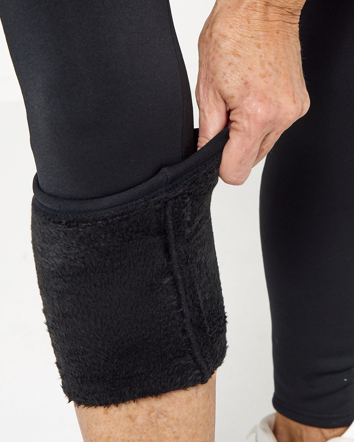 Delicious Fur Lined Leggings - Black