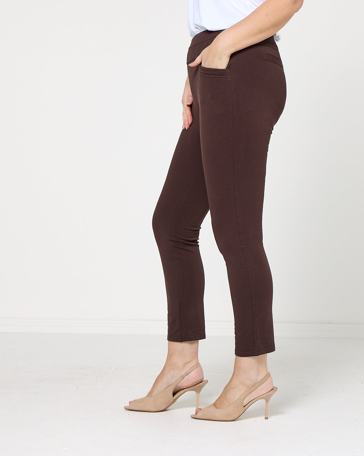 Sadie Stretch Pants - Chocolate