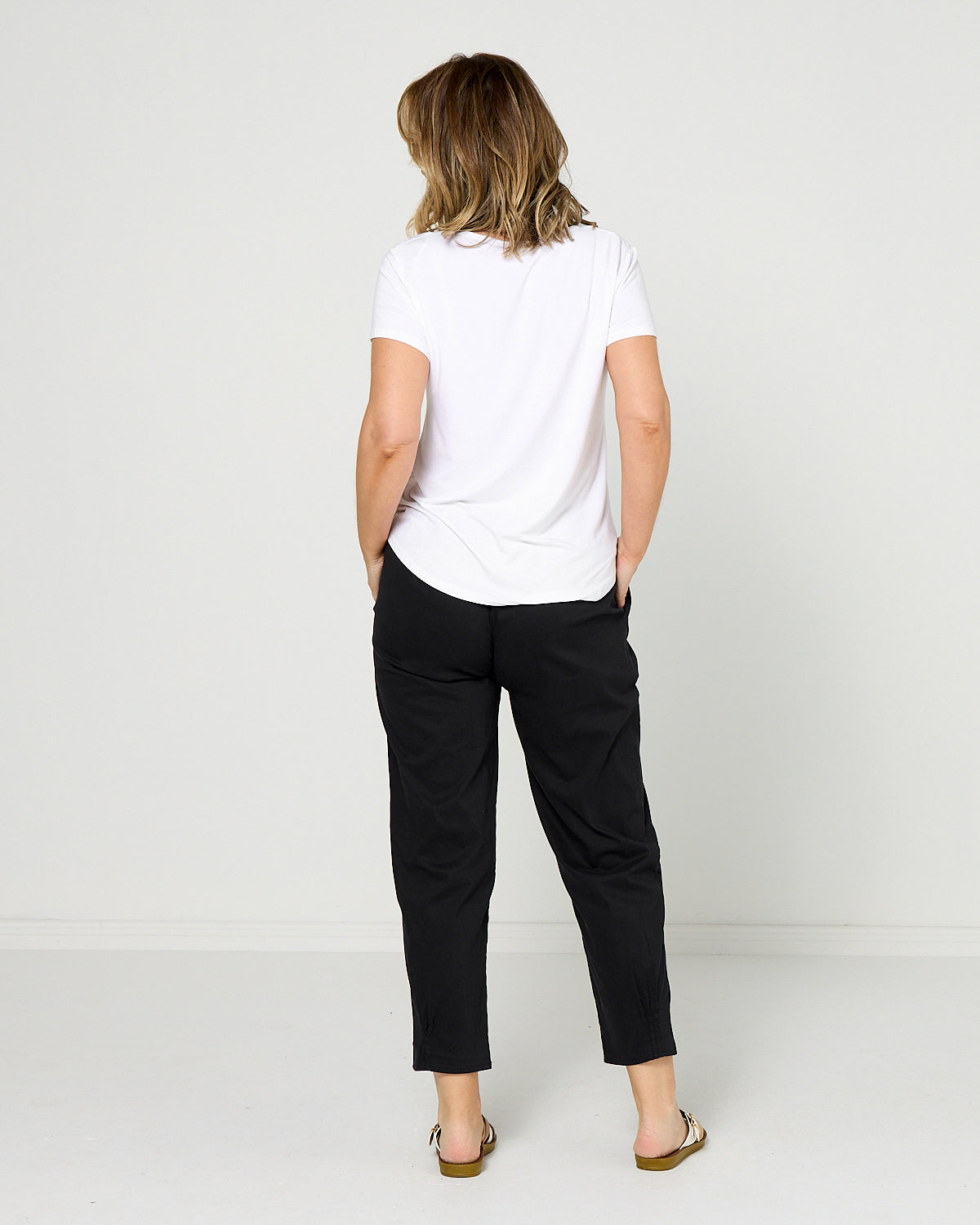 Travel Ease Tuck Pants - Black