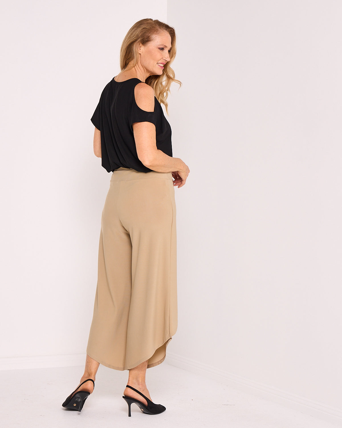 Petal Pant - Beige